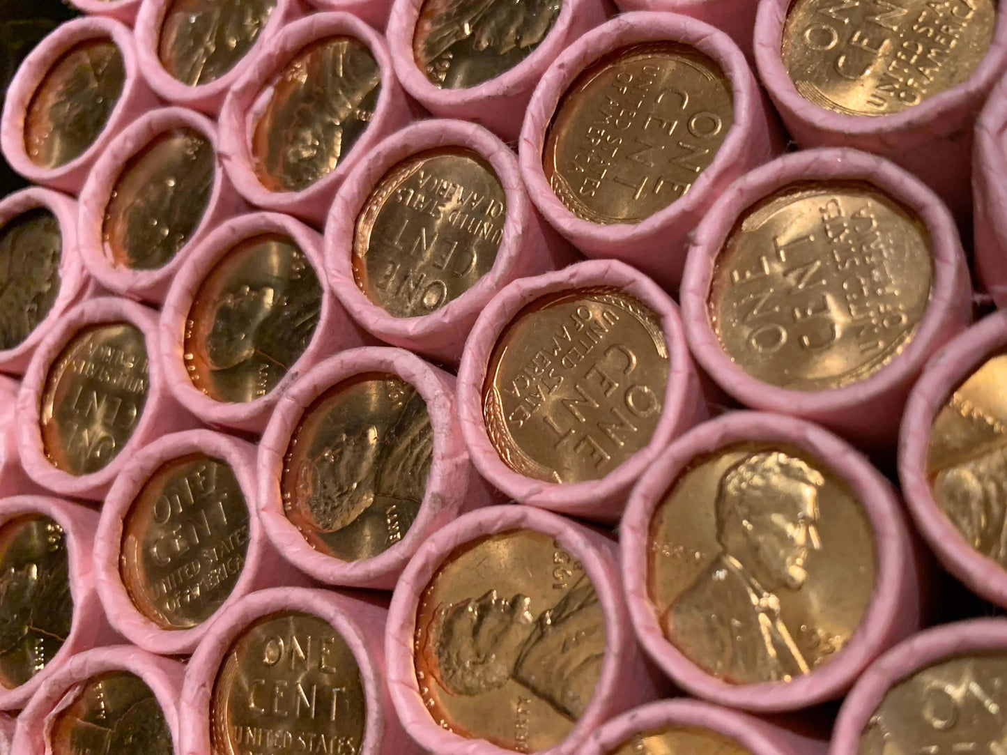 VINTAGE PINK BANK ROLL WITH A BU WHEAT SHOWING