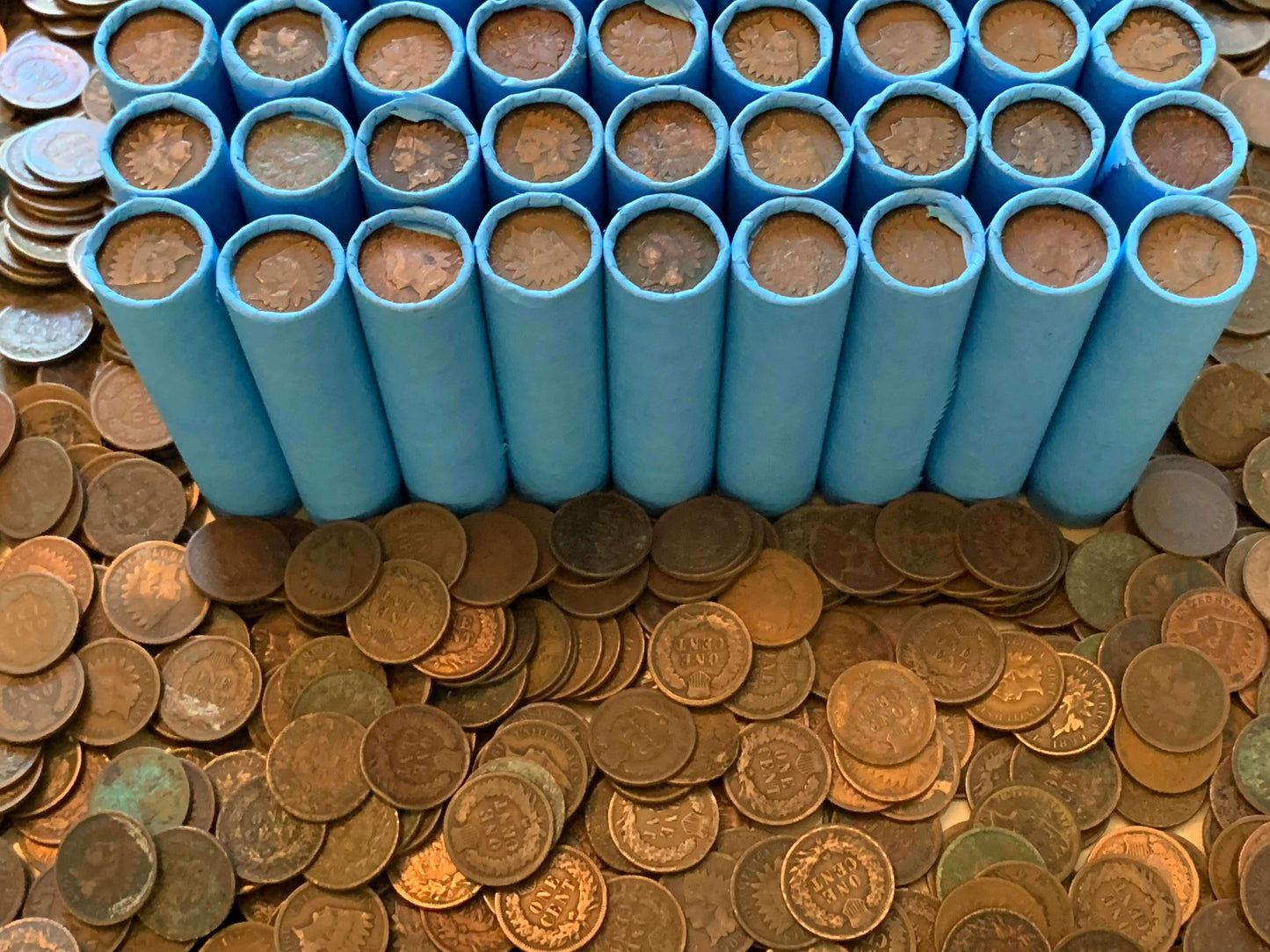 VINTAGE BLUE BANK ROLL WITH INDIAN HEAD CENTS SHOWING