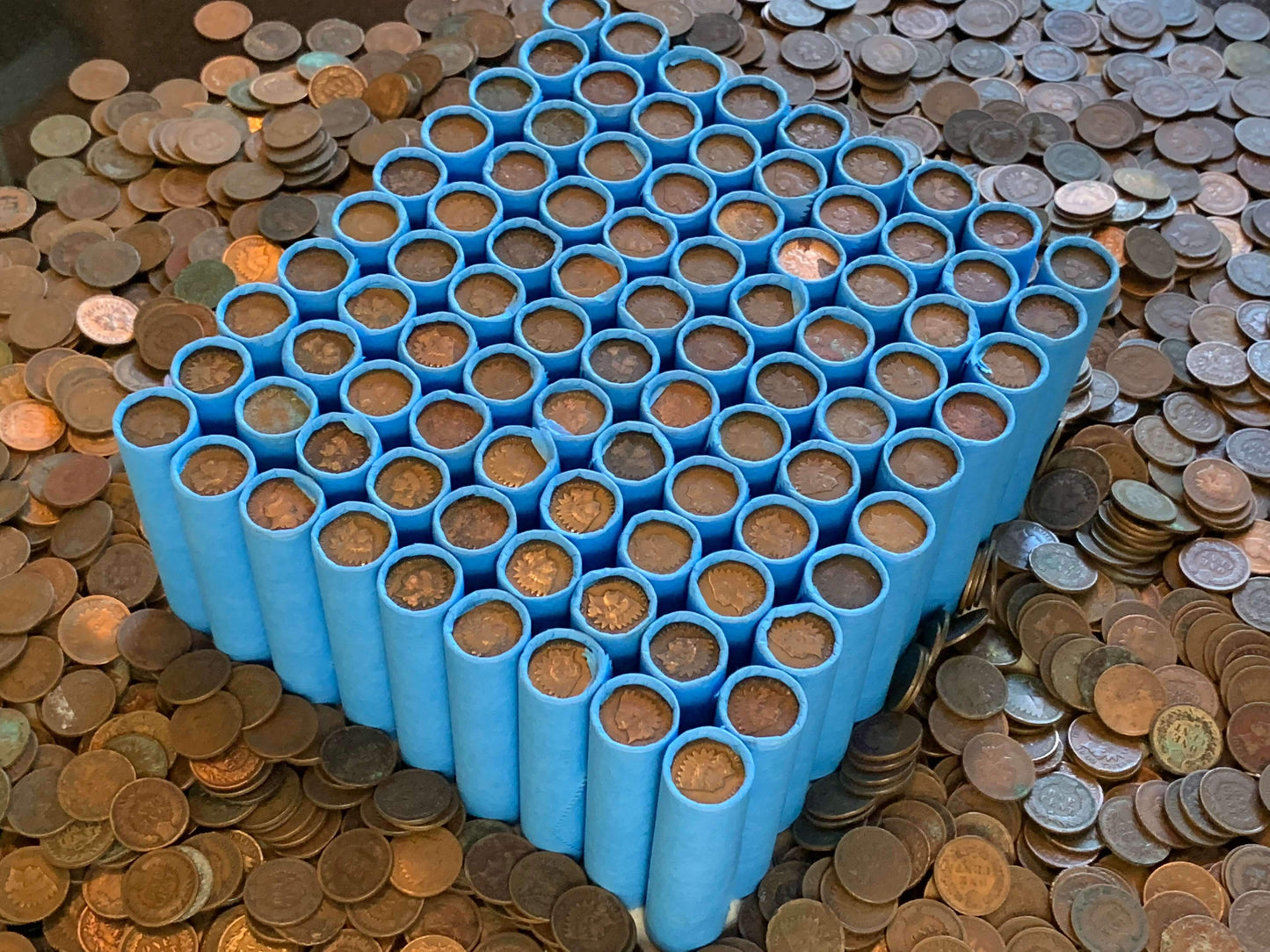 VINTAGE BLUE BANK ROLL WITH INDIAN HEAD CENTS SHOWING