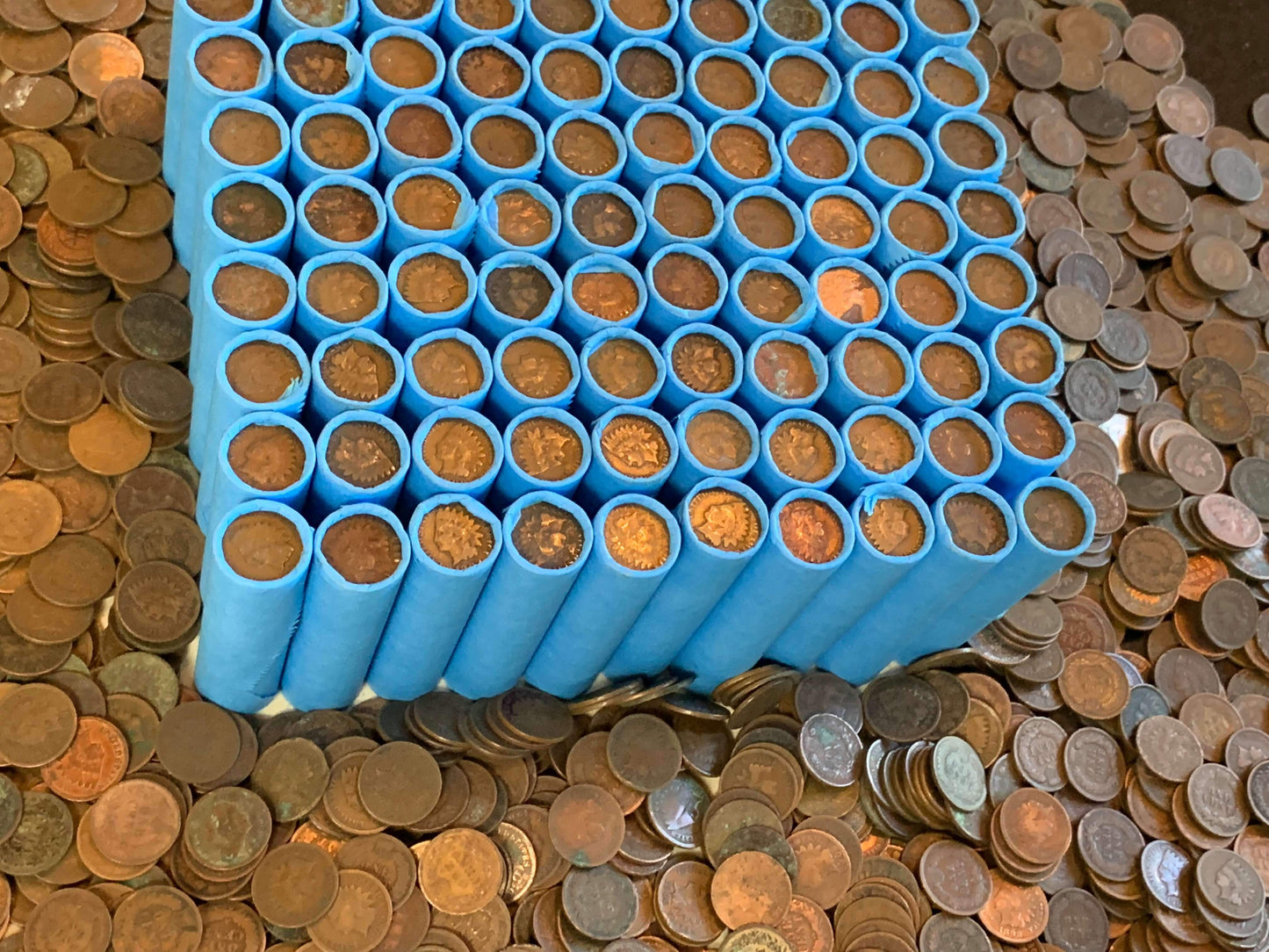 VINTAGE BLUE BANK ROLL WITH INDIAN HEAD CENTS SHOWING