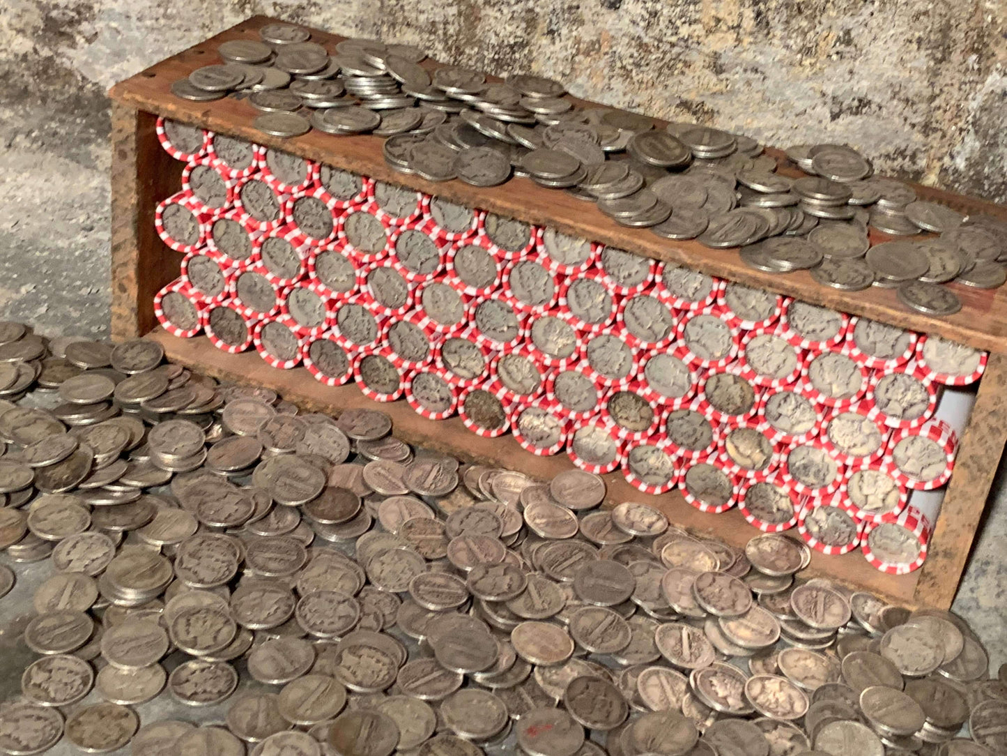 VINTAGE RED & WHITE BANK ROLL WITH A SILVER DIME SHOWING